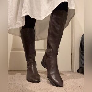 COLE HAAN Chocolate Brown Leather Boots